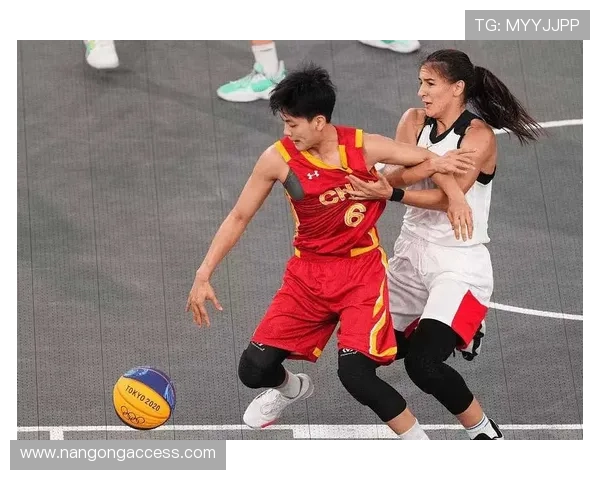 中国篮球队迎战世界强队备战奥运会 力争历史突破与更高荣誉