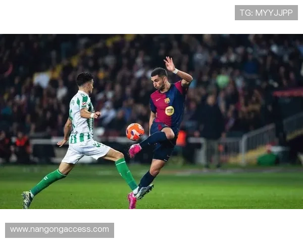 西甲联赛最新动态 巴萨与皇马争夺激烈 争冠形势扑朔迷离